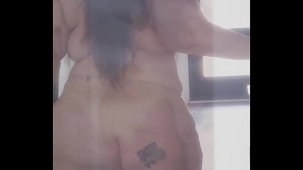 Lucky Gurl Nikki Cakes – Sucking Dick and Eating Ass On The Stairs