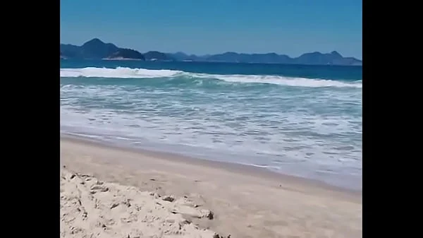 Da praia de Copacabana chegando o Natal para uma trilha no meio do mato indo para uma cachoeira procurando mulher para transar
