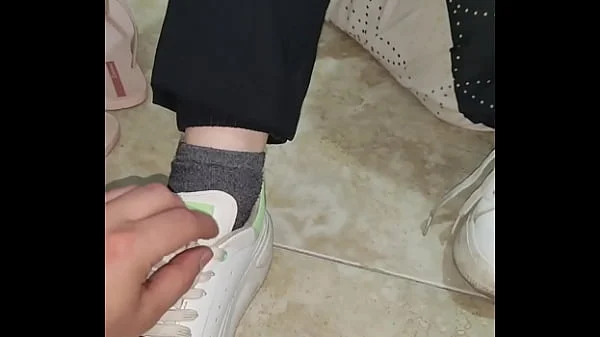 date with a fan ends with a good fuck