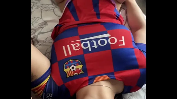 Hot cheerleader with a big ass fucks two cocks