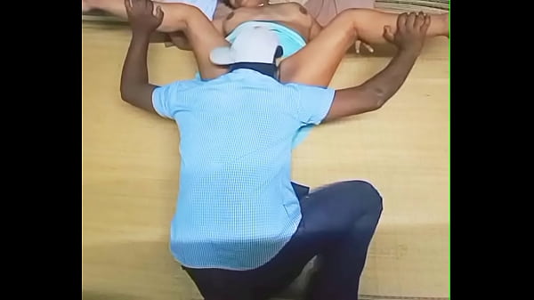 Student having sex with aunty at home