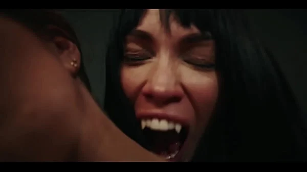 Vampirella Octokuro Mesmerizes Sata Jones – Horny Lesbian Big Tits Vampire Cosplay Trailer