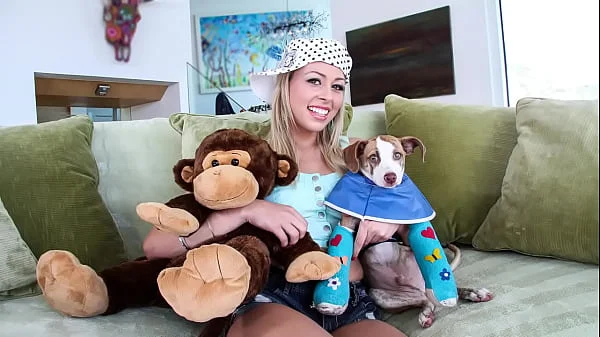 BANGBROS – Juicy PAWG Zoey Monroe Fucked In The Ass By Horny Frenchman