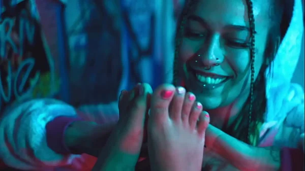 D’louise Loves Tickling Her Girlfriend’s Feet