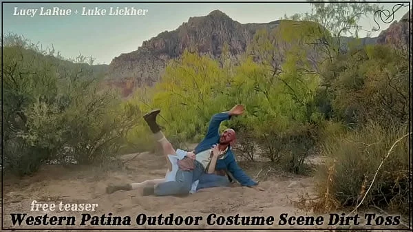 Western Patina Outdoor Costume Scene Dirt Toss