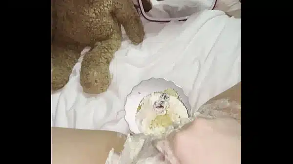 4k-BEST TEEN FOOD PORN EVER-MY KINKY 18 YEARS OLD VIRGIN STEP SISTER MASTURBATES WITH CREAMY CAKE INSTEAD GOING TO COLLEGE-SAUDI AMATEUR-ARABIAN SNOWWHITE-LOS ANGELES-USA -UNITED STATES OF AMERICA-USA