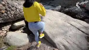 A tourist with a big ass decided to give a blowjob in nature to her boyfriend – AnGelya.G