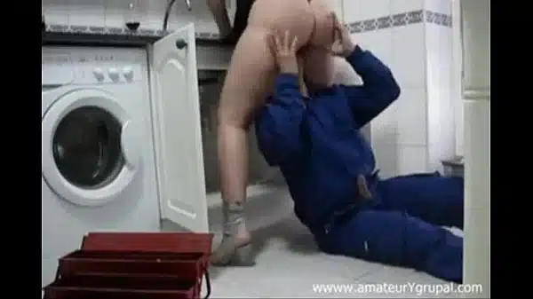 Amateur – Plomero – XNXX.COM