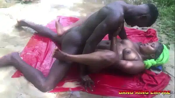 AN AFRICAN PORNSTAR GAVE  AN HUNTER’S WIFE AN HARDCORE SEX WITH HIS BIG BLACK DICK AND SHE ENJOYED WITHOUT TELLING HER HUSBAND BECAUSE IT’S A TABOO IN OUR LAND