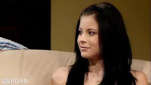 Anal sex and deep pussy fuck for a sexy brunette who like hot sex