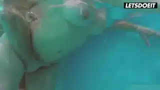 Busty StepMom Victoria Summers Has Rough Sex At The Pool – LETSDOEI