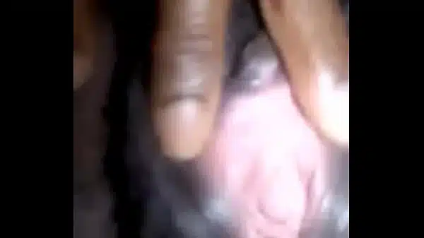 Cynthia finger for me