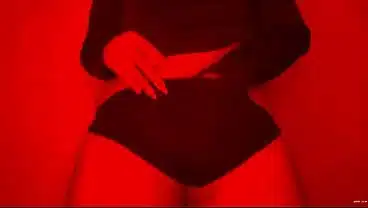 emo girl enseñando su enorme culo perfecto