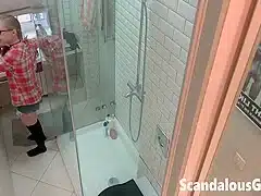 Filming My teen 18+ Girlfriend Naked In The Shower