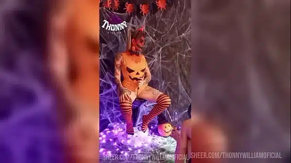 Gravei minha cunhada em sua apresentação de hallowen