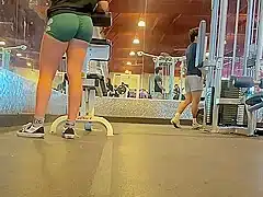 gym candid booty latina