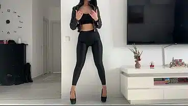 Hot slut in leather jacket fuck in doggy style and blowjob