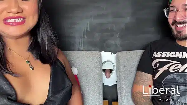 Hotwife culona follada por el mejor amigo del cornudo