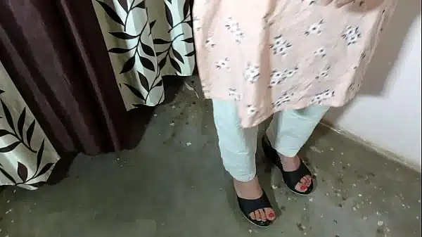 Indian hot girl and landlord’s man fucking