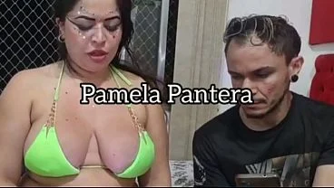 Pamela Pantera faz tatuagem com o xerecard 1