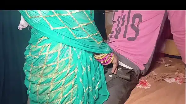 Rajsthani wife ko karwa chut me jam kr chudai pussy fuck sec