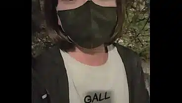 Shemale Ting Xuan Outdoor Urinating Compilation