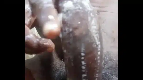 Wetjuicypussy1 element is the  hotest Guy on xvidoe na from Lagos Nigeria