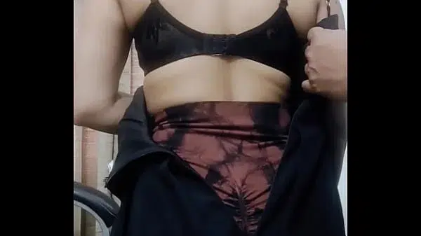 Beautifull office secretary fuck by her boss