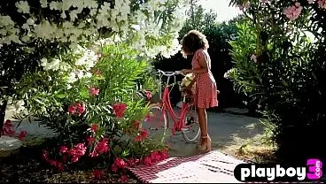 Big tits black Jenna Foxx posing naked and exposed perfect natural tits