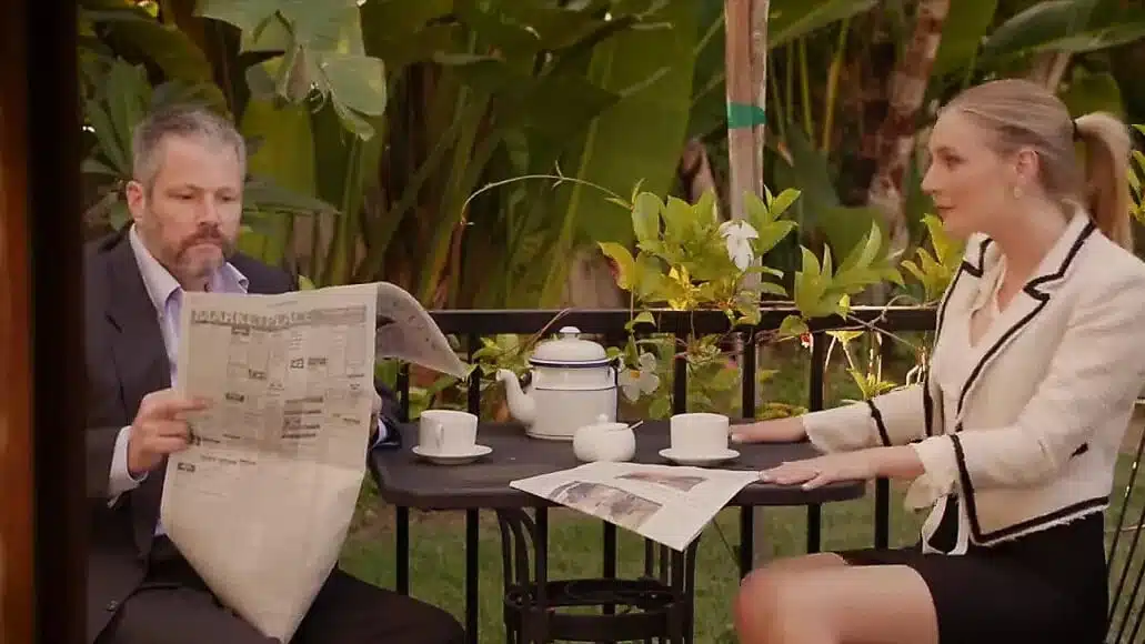 BLACKED – Hot wife cuckolds hubby with young black neighbour