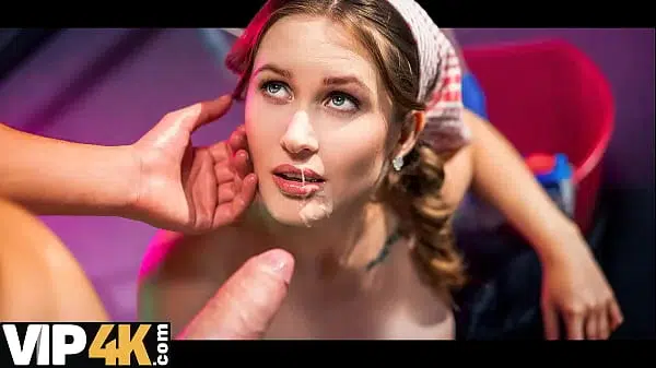 BUFU XXX. Stripping and giving anal to become a star