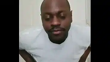 Checking to see if I still have more semen for free after changing my profile picture 2