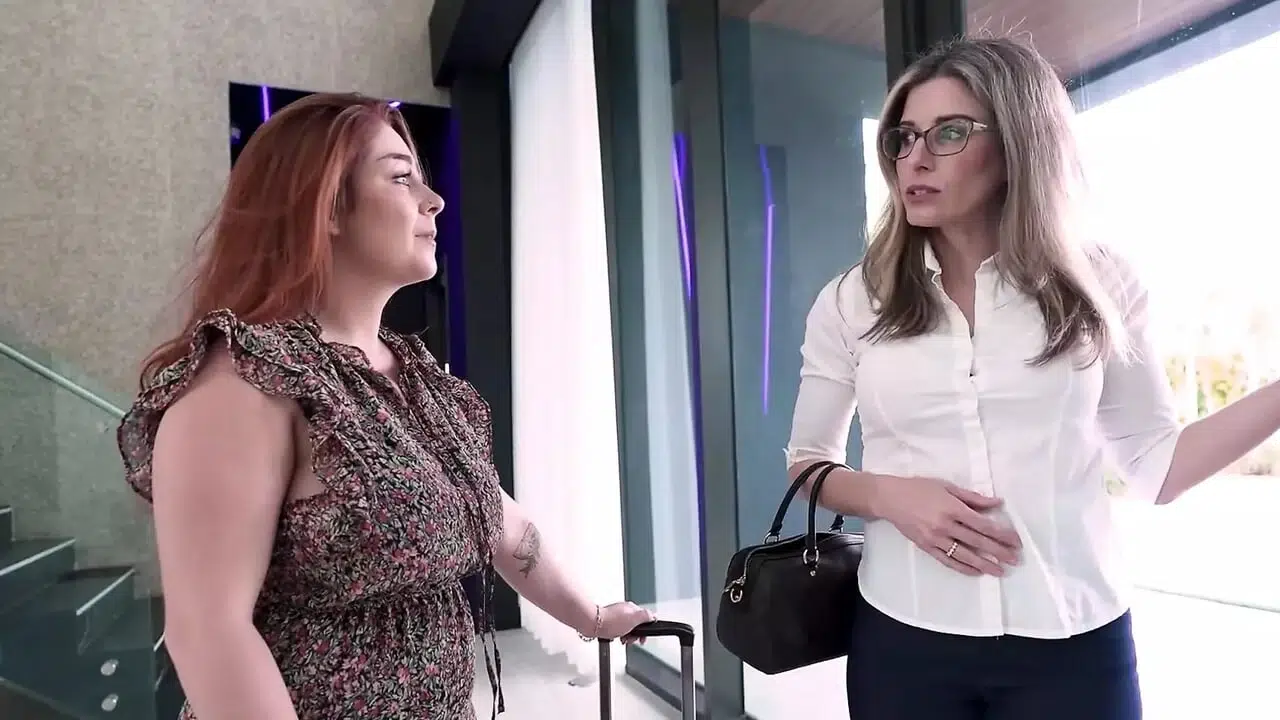 Curvy Redhead Stepniece is Home From College and Distracting Me