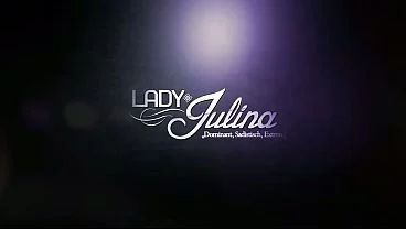 Du akzeptierst langsam, dass du in Keuschhaltung von mir getrieben wirst und ich die Kontrolle über deinen Orgasmus und deinen Schwanz übernehme. Denn du wirst in Keuschheit gehalten und wirst keinen Orgasmus mehr bekommen