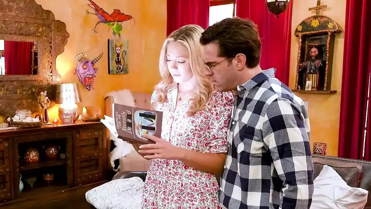 Pussyjuice (Beetlejuice Parody)