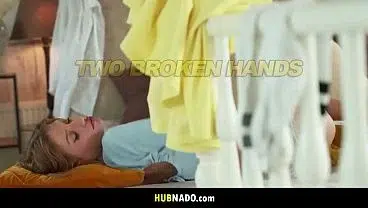 Roommates Share Intimate Moments: Molly and Cherry’s Passionate Encoun