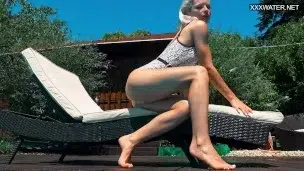 Smoking hot Hungarian chick Zazie being hot