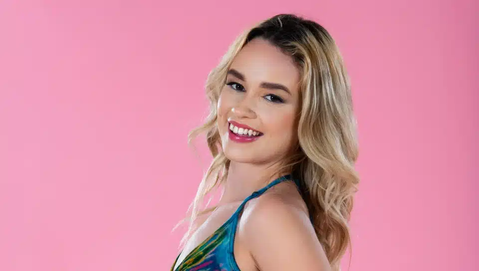 Up Close with Khloe Kingsley