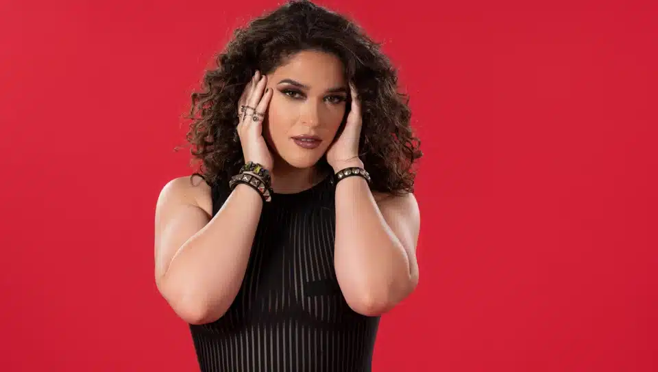 Up Close with Victoria Voxxx