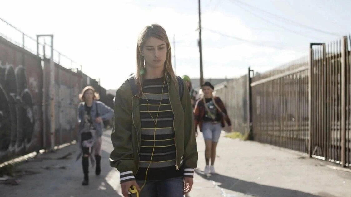 GIRLSWAY – Introverted Kristen Scott Learns How To Eat A Pussy