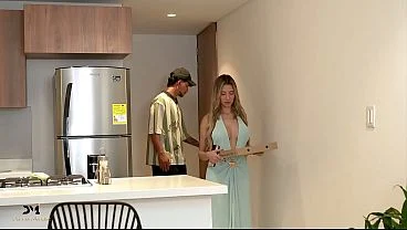 Hot Blonde Pays Pizza Delivery Guy with Her Pussy – Danner Mendez & Ambar Prada