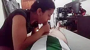 Hermanastra Es Toda Traviesa Chupandome La Polla