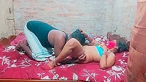 Hindi Sex – Indian Hot Bhabhi Dever Fucking Fully Shaving Pussy – Couple Sex