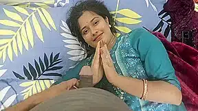 Cute India Girl Givies Fully Blowjob