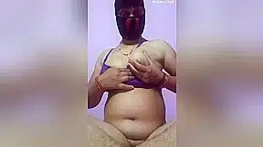 Desi Bhabhi Masturbation Her Pink Pussy And Fucking Her Pussy With A Oil Bottle