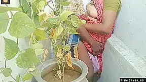 Desi Bhabi And Her Boyfriend Outdoor Sex In Shari