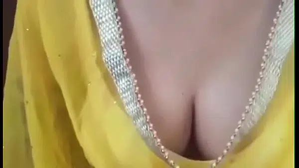 Desi women cam show part 1