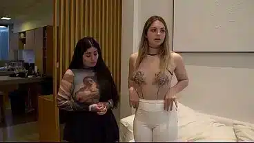 Don Bergolinni seeks his muse. The most bizarre lesbian casting in Buenos Aires.