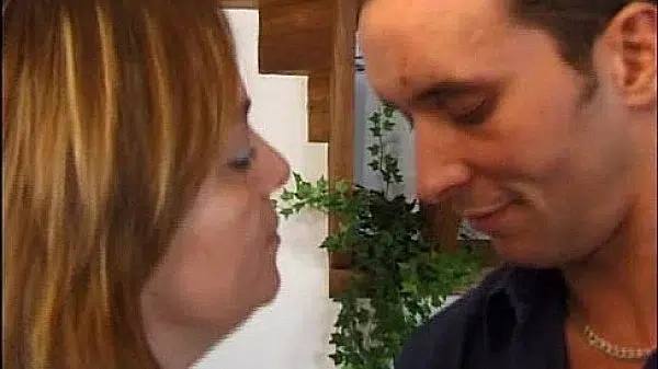 .Eva 50 Ans Dans Le Bordel Des Femmes Mures Eva Jeanne Delcourt