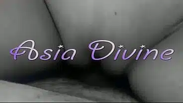 Ho sorpreso la mia vicina a fare sesso con il figliastro – Asia Divine